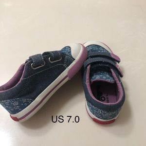 Toddler shoes